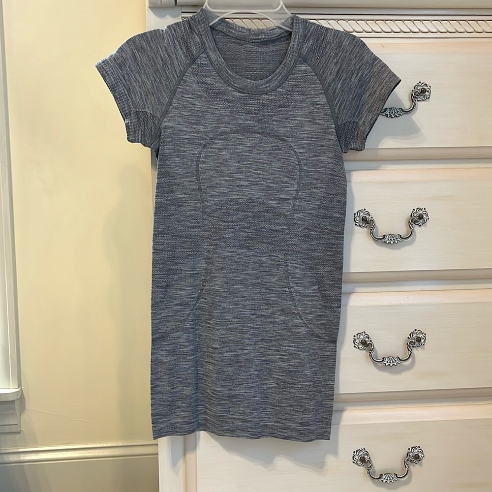 Lululemon Swiftly Tech
